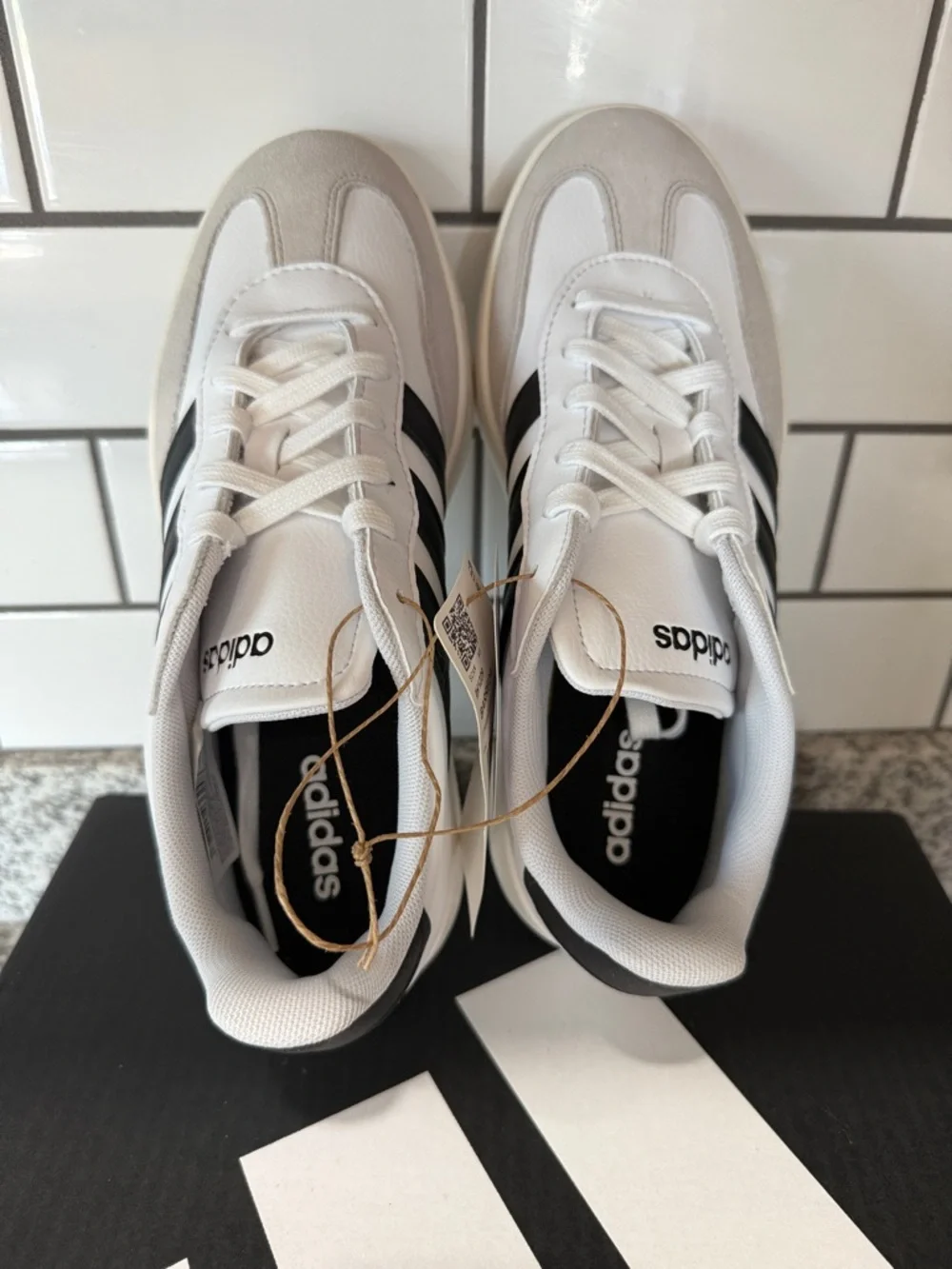 ADIDAS White Sneakers with Black Stripes - Picture 3 of 5